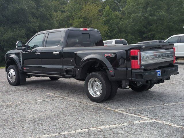 2025 Ford Super Duty F-450 DRW Platinum Plus Appleton WI