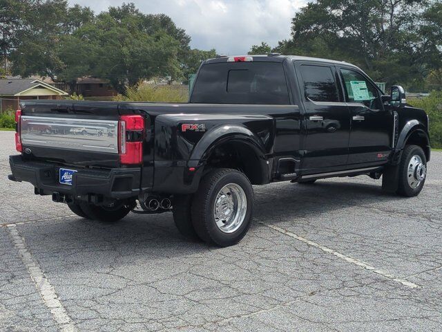 2025 Ford Super Duty F-450 DRW Platinum Plus Appleton WI