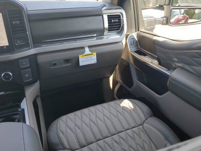 2025 Ford Super Duty F-450 DRW Platinum Plus Winder GA