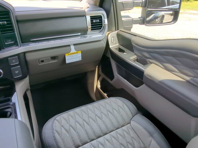 2025 Ford Super Duty F-450 DRW Platinum Plus Winder GA