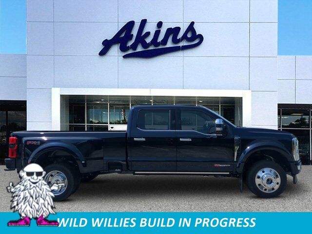 2025 Ford Super Duty F-450 DRW Platinum Plus
