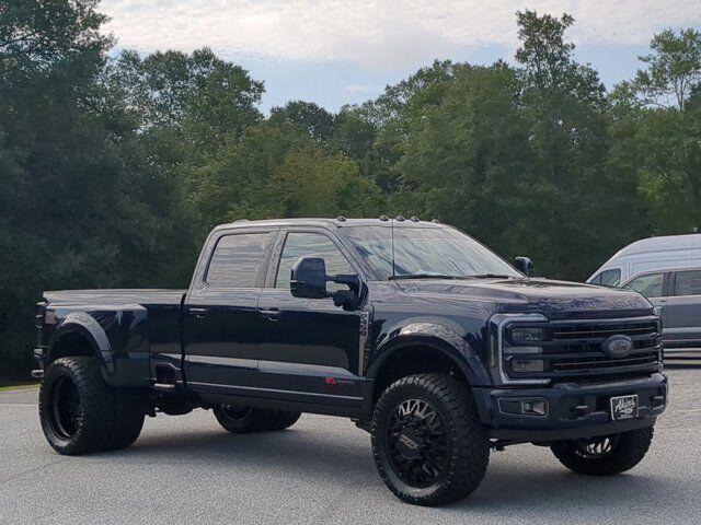 2025 Ford Super Duty F-450 DRW Platinum Plus Winder GA