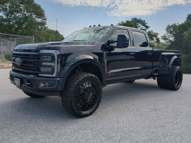 2025 Ford Super Duty F-450 DRW Platinum Plus Winder GA
