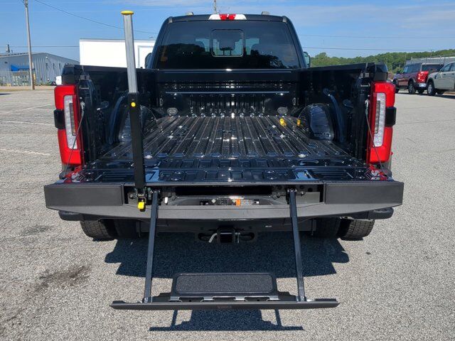 2025 Ford Super Duty F-450 DRW Platinum Plus Winder GA