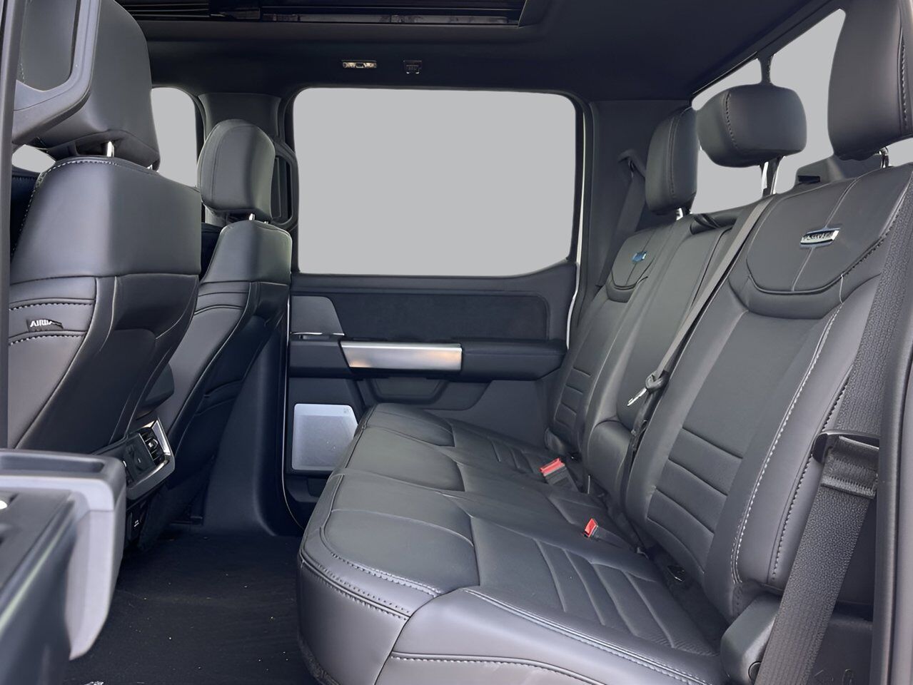 2025 Ford Super Duty F-450 DRW Platinum Sherwood Park AB