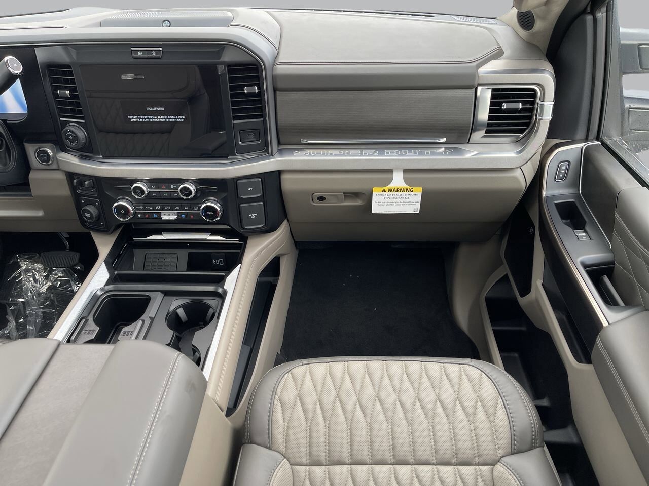 2025 Ford Super Duty F-450 DRW Platinum Sherwood Park AB