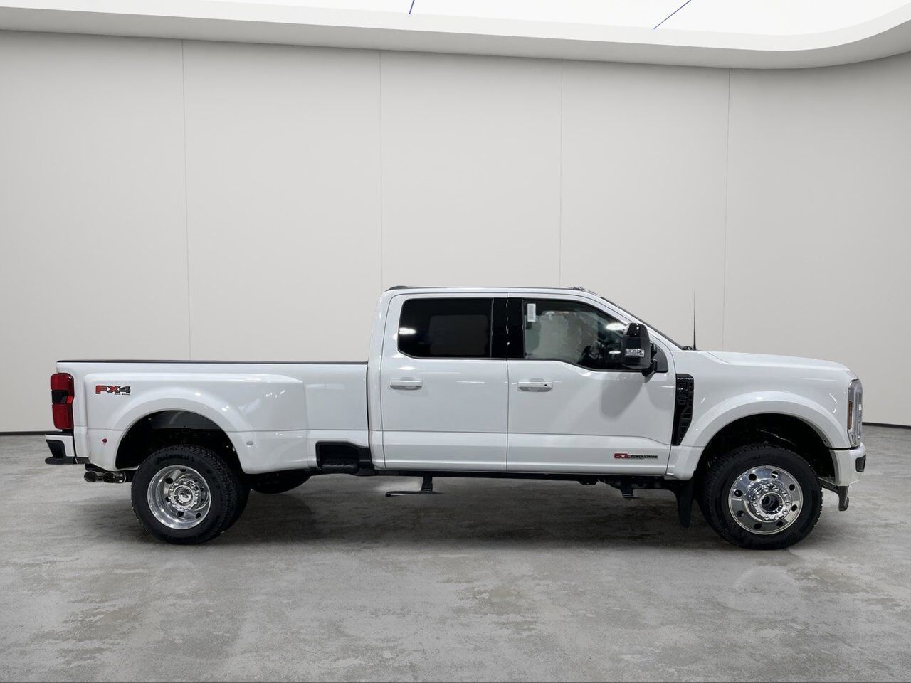 2025 Ford Super Duty F-450 DRW Platinum Sherwood Park AB