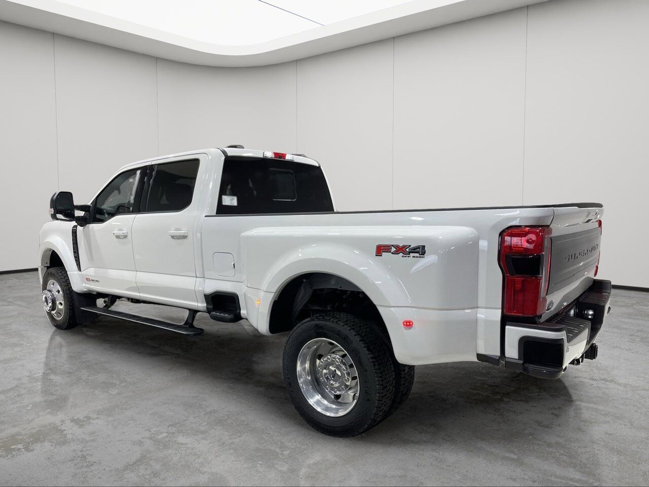 2025 Ford Super Duty F-450 DRW Platinum Sherwood Park AB