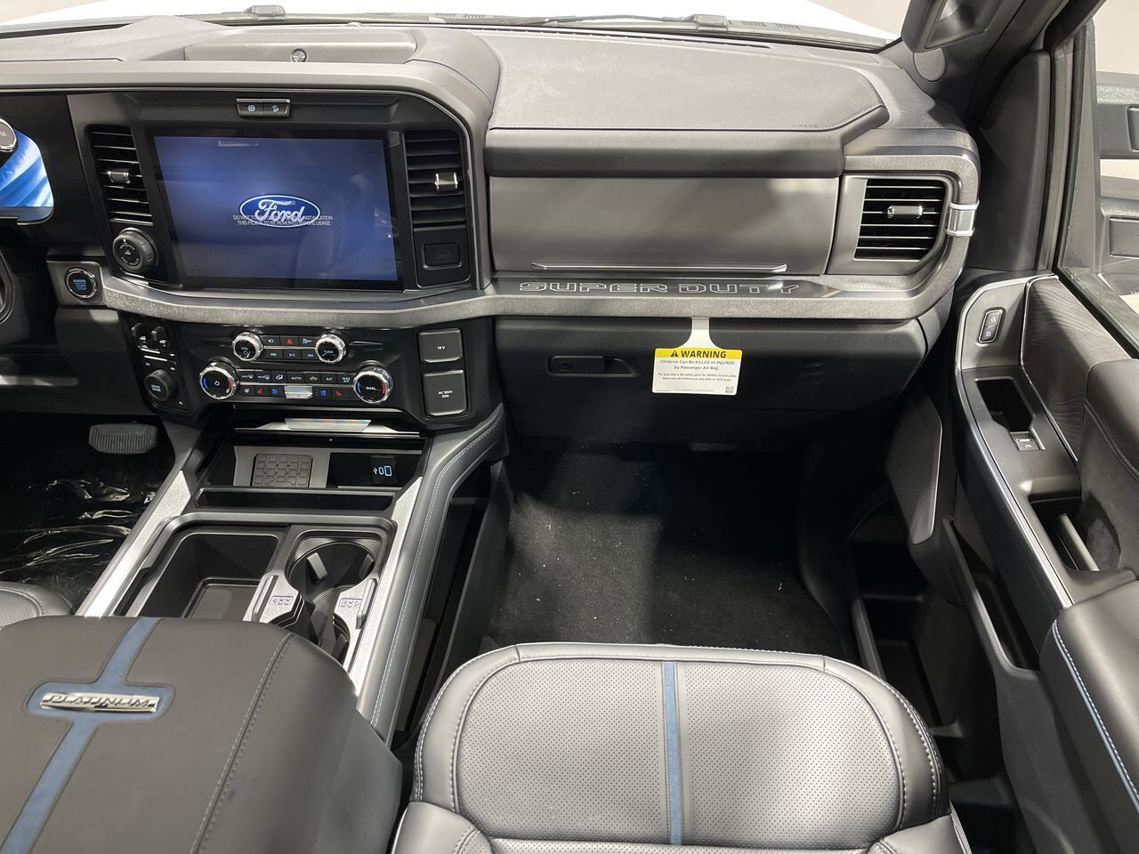2025 Ford Super Duty F-450 DRW Platinum Sherwood Park AB
