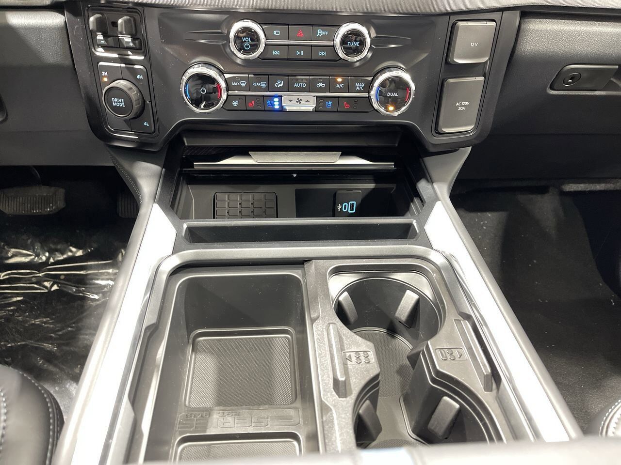 2025 Ford Super Duty F-450 DRW Platinum Sherwood Park AB