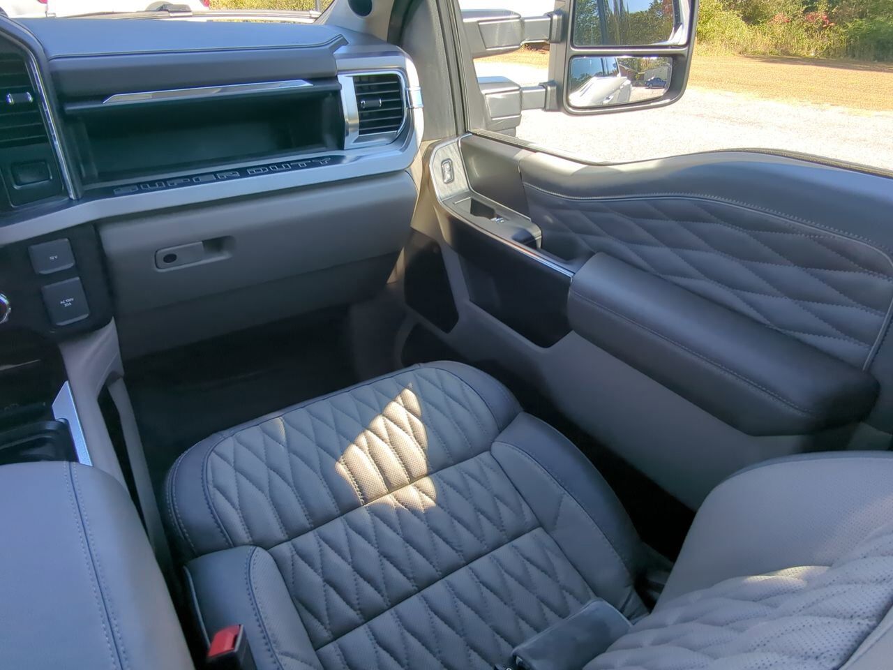 2025 Ford Super Duty F-450 DRW Platinum Winder GA