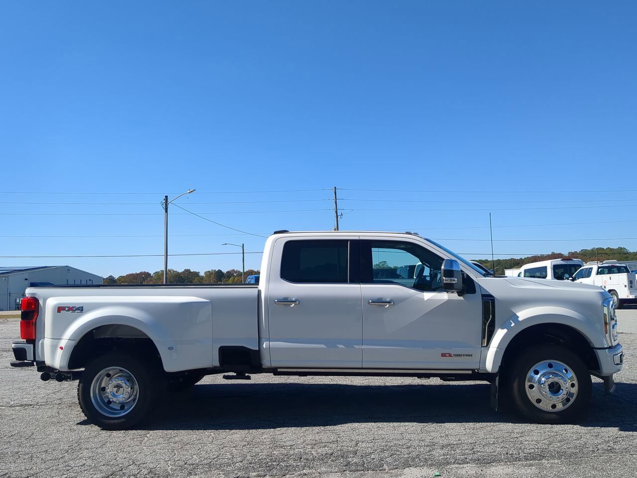 2025 Ford Super Duty F-450 DRW Platinum