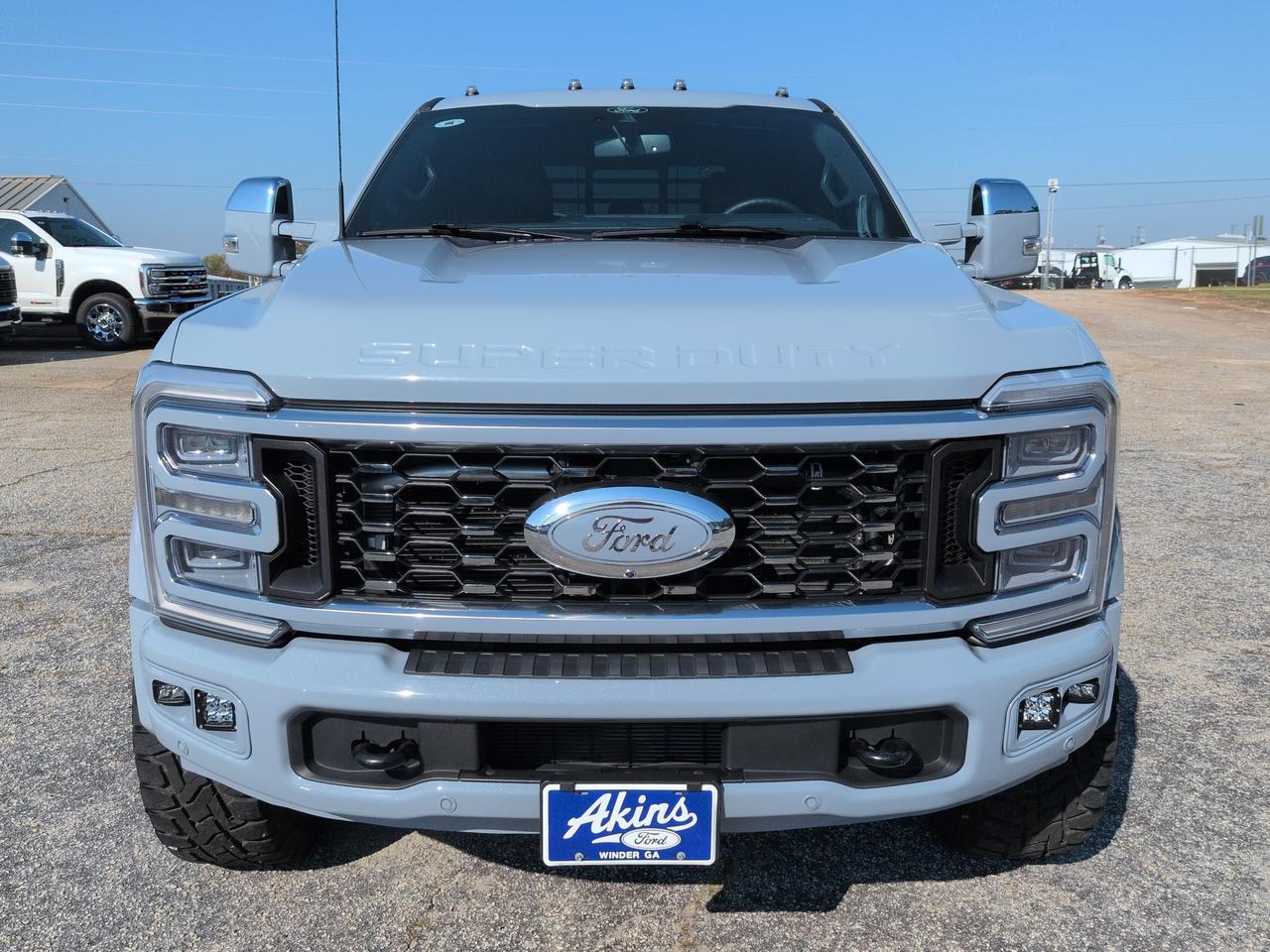 2025 Ford Super Duty F-450 DRW Platinum Winder GA
