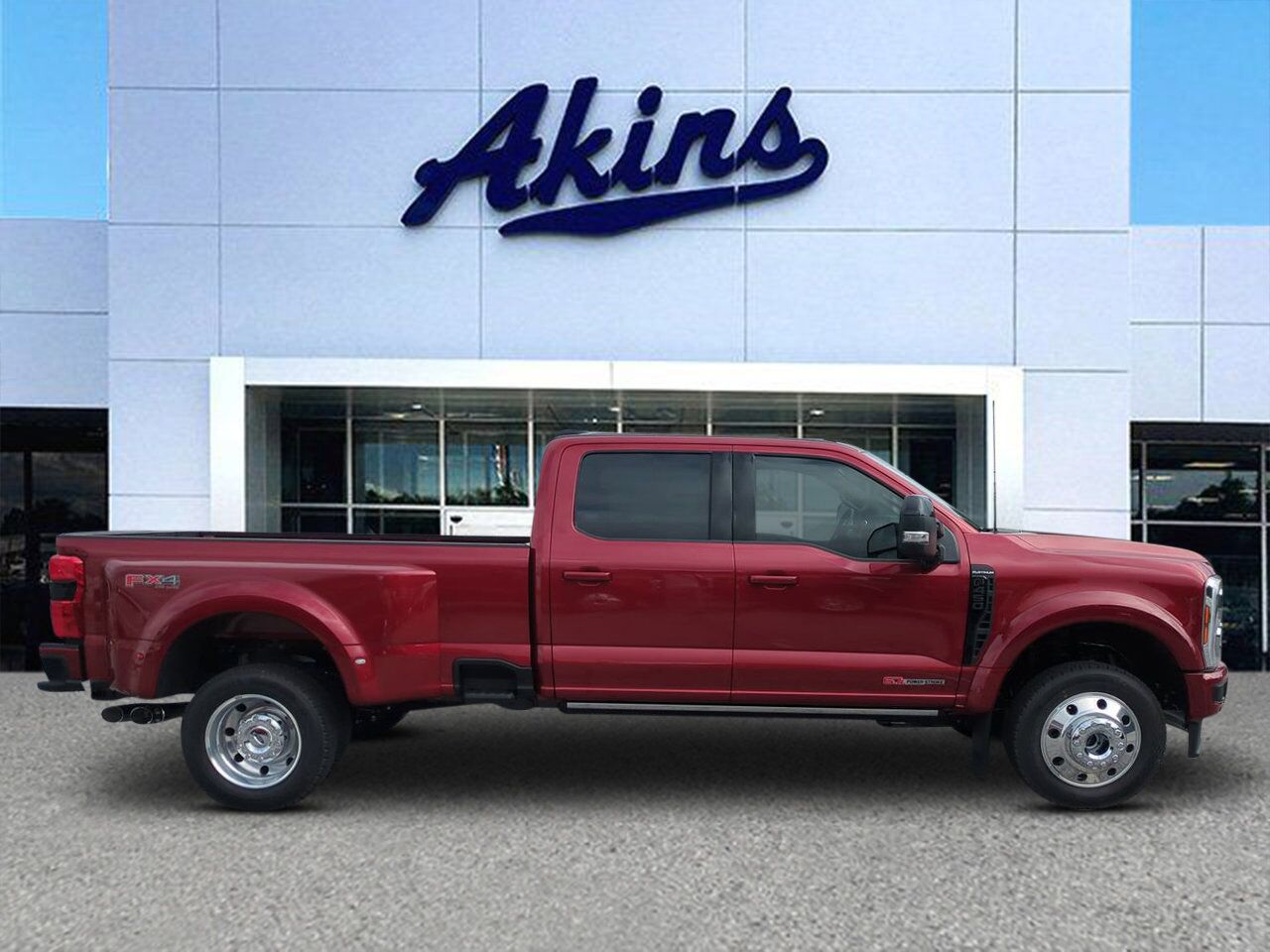 2025 Ford Super Duty F-450 DRW Platinum
