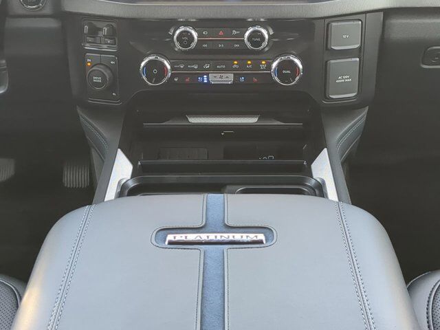 2025 Ford Super Duty F-450 DRW Platinum Winder GA