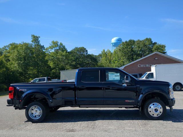 2025 Ford Super Duty F-450 DRW Platinum Winder GA
