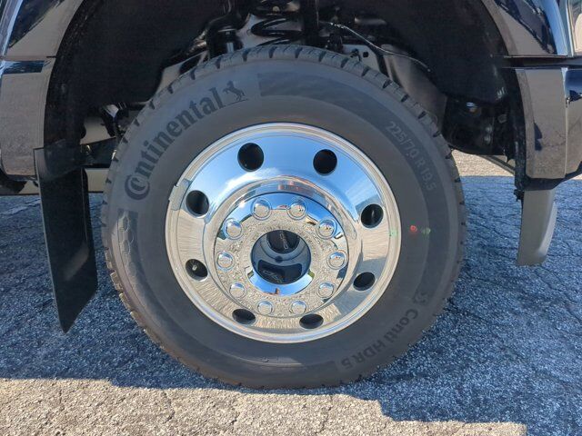 2025 Ford Super Duty F-450 DRW Platinum Winder GA
