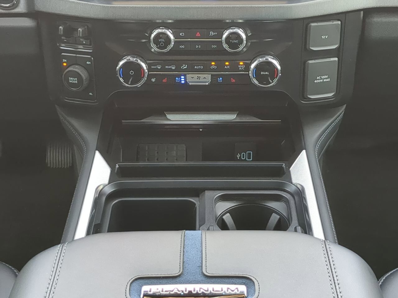 2025 Ford Super Duty F-450 DRW Platinum Winder GA