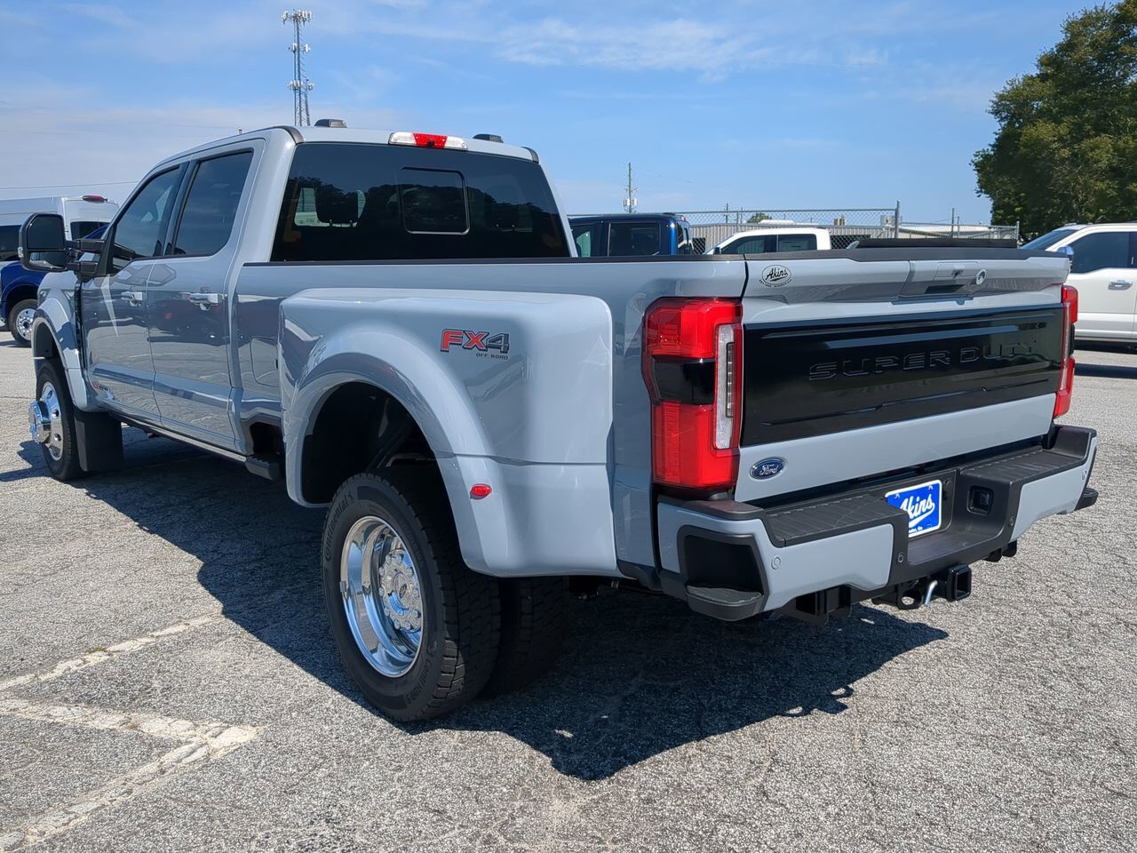 2025 Ford Super Duty F-450 DRW Platinum Winder GA