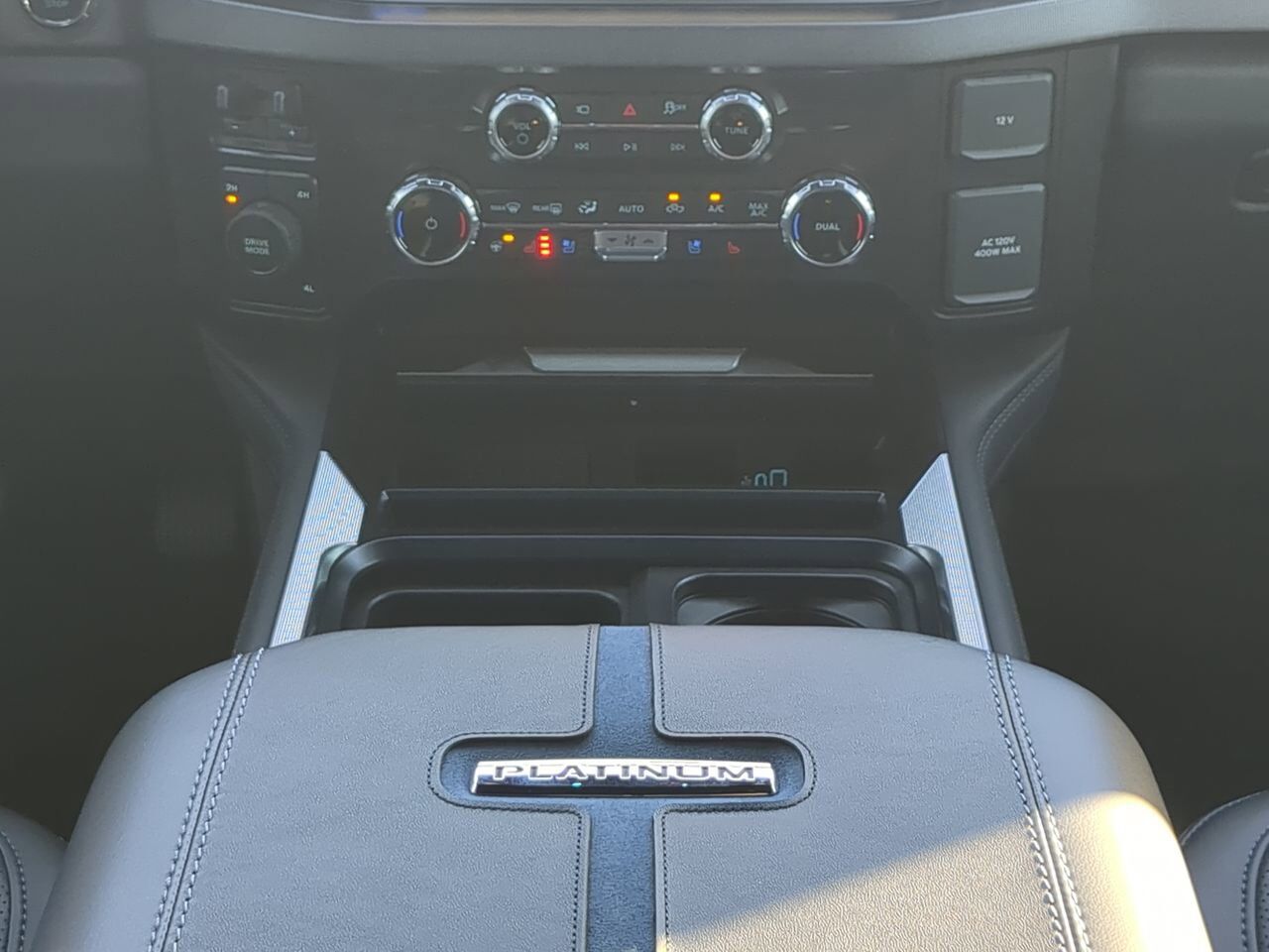 2025 Ford Super Duty F-450 DRW Platinum Winder GA