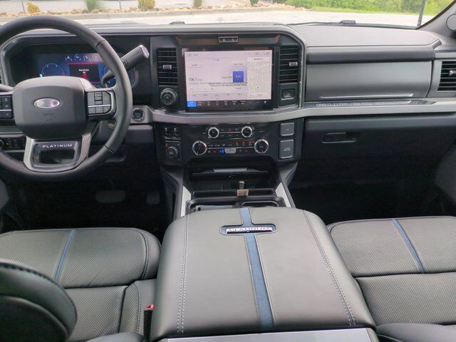 2025 Ford Super Duty F-450 DRW Platinum Winder GA