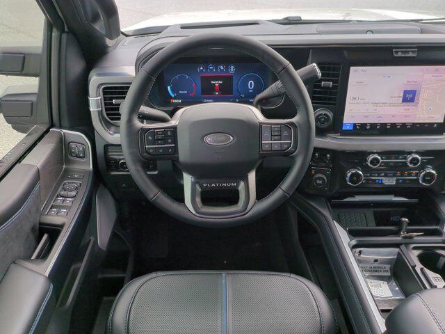 2025 Ford Super Duty F-450 DRW Platinum Winder GA