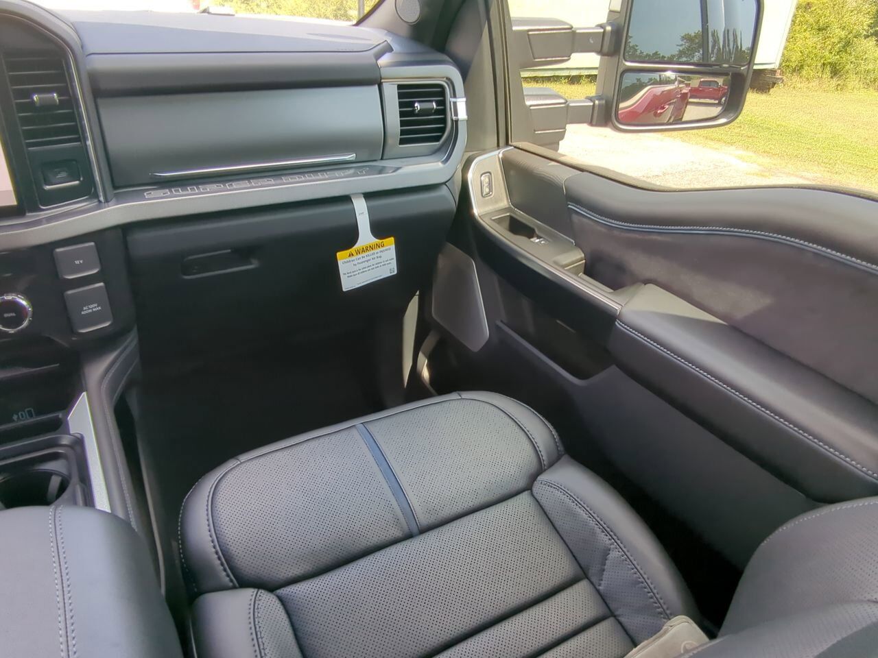 2025 Ford Super Duty F-450 DRW Platinum Winder GA