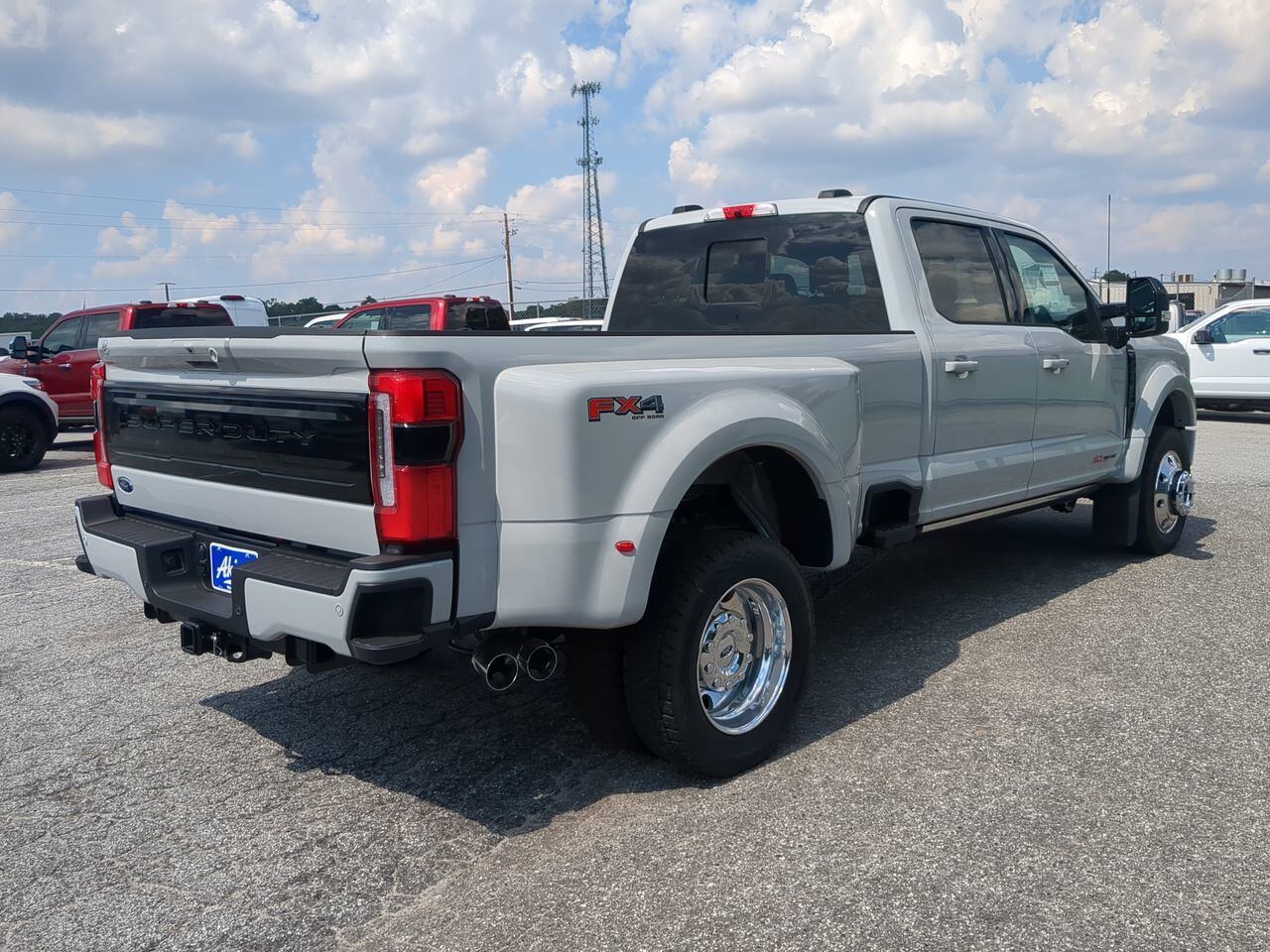 2025 Ford Super Duty F-450 DRW Platinum Winder GA