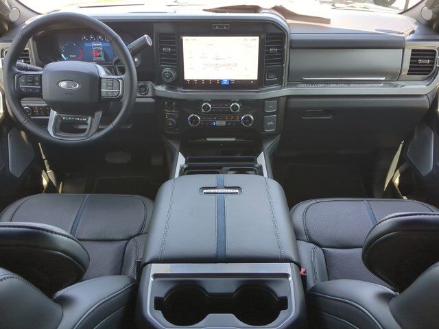 2025 Ford Super Duty F-450 DRW Platinum Winder GA