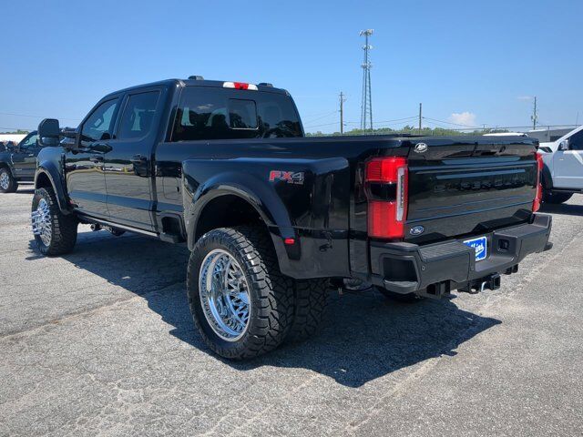 2025 Ford Super Duty F-450 DRW Platinum Winder GA