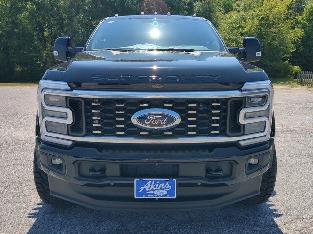 2025 Ford Super Duty F-450 DRW Platinum Winder GA