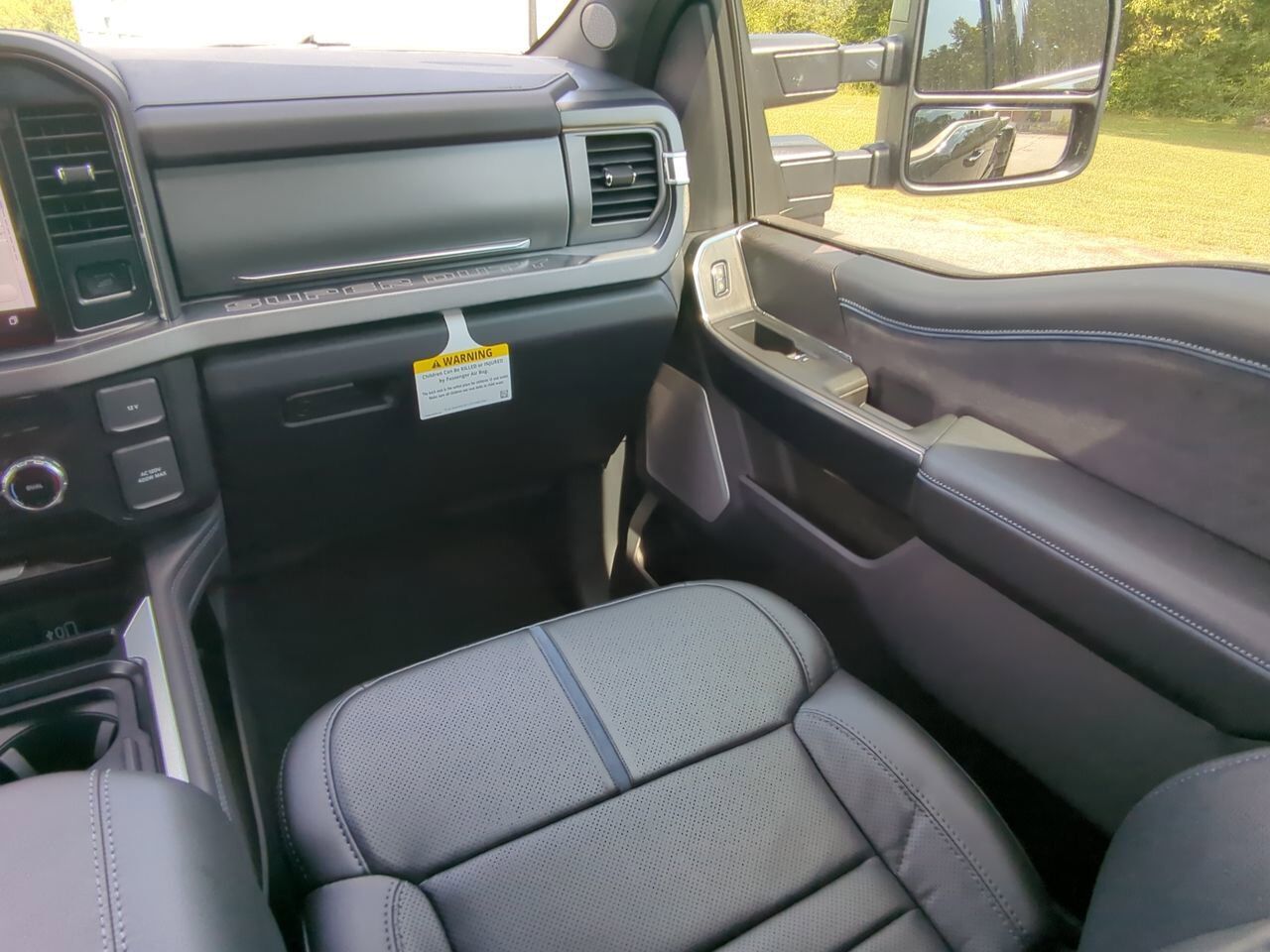2025 Ford Super Duty F-450 DRW Platinum Winder GA