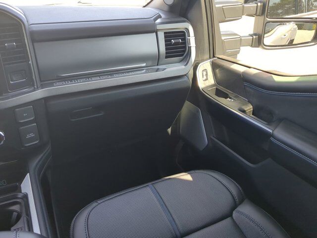 2025 Ford Super Duty F-450 DRW Platinum Winder GA