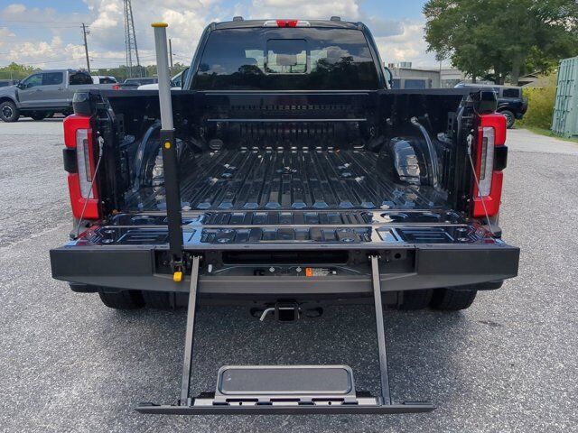 2025 Ford Super Duty F-450 DRW Platinum Winder GA