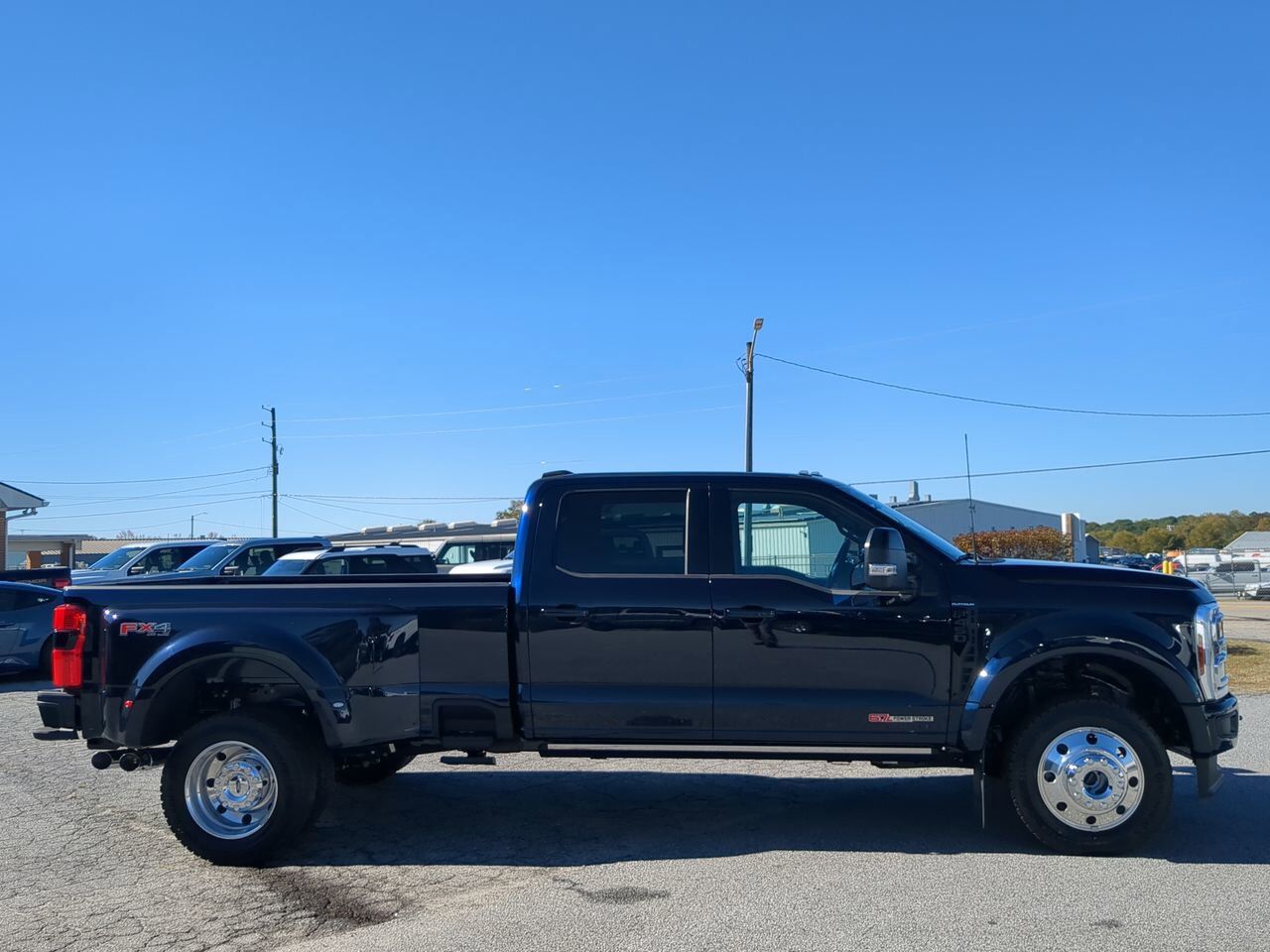 2025 Ford Super Duty F-450 DRW Platinum