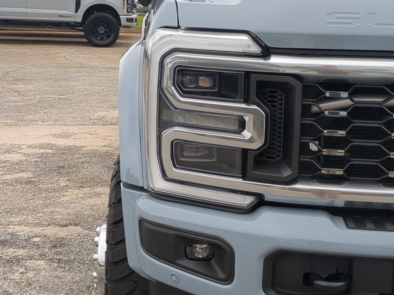 2025 Ford Super Duty F-450 DRW Platinum Winder GA