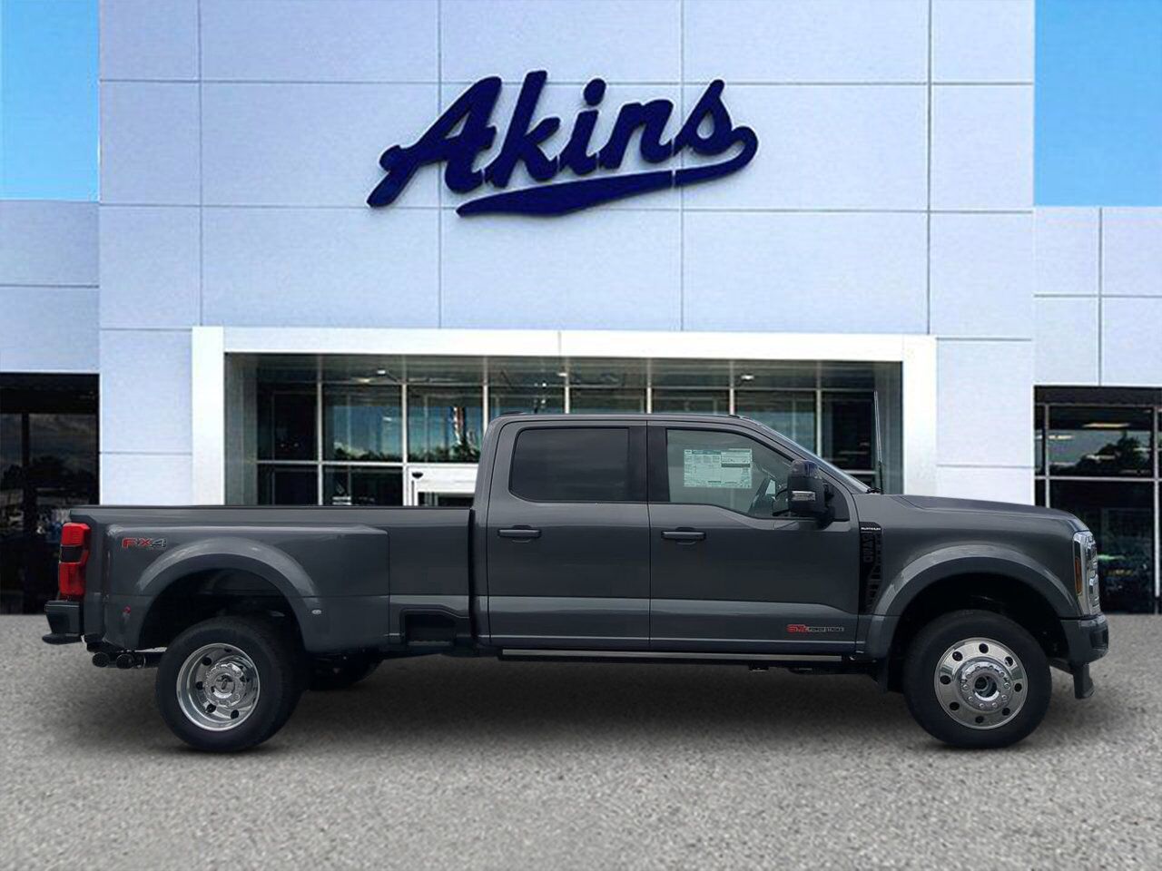 2025 Ford Super Duty F-450 DRW Platinum Winder GA