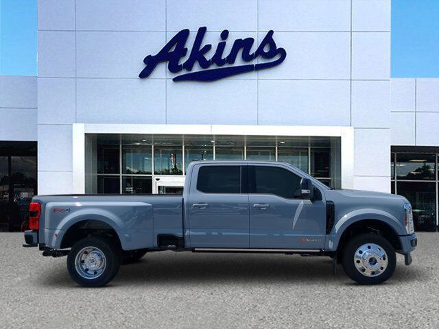 2025 Ford Super Duty F-450 DRW Platinum Winder GA