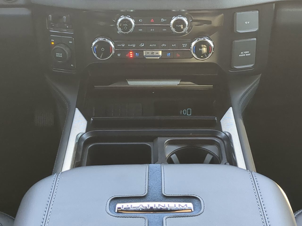 2025 Ford Super Duty F-450 DRW Platinum Winder GA