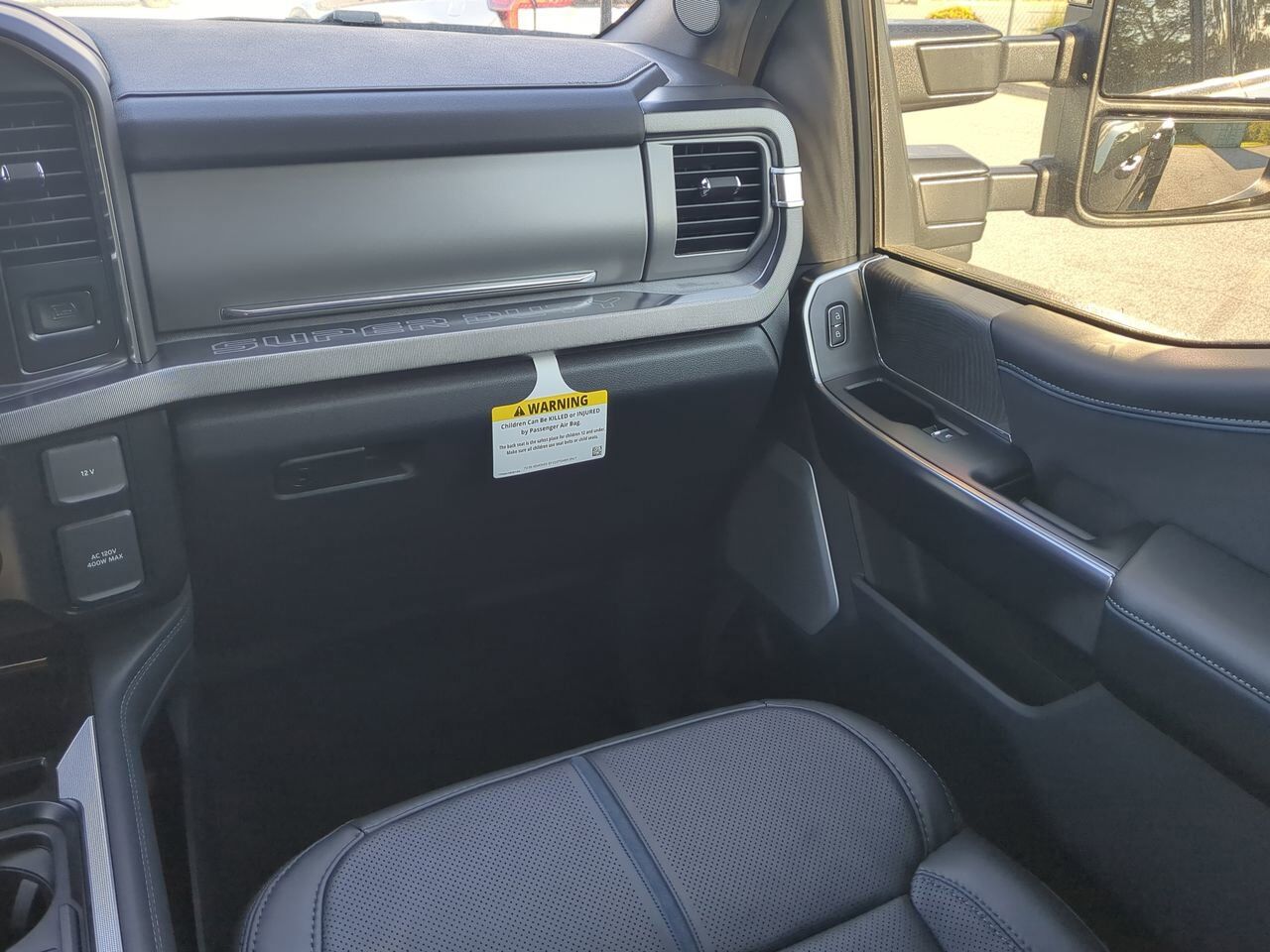 2025 Ford Super Duty F-450 DRW Platinum Winder GA
