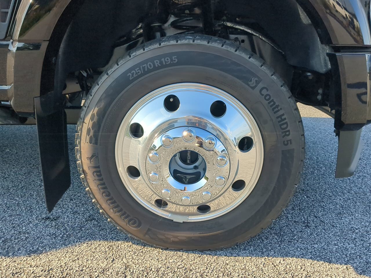 2025 Ford Super Duty F-450 DRW Platinum Winder GA