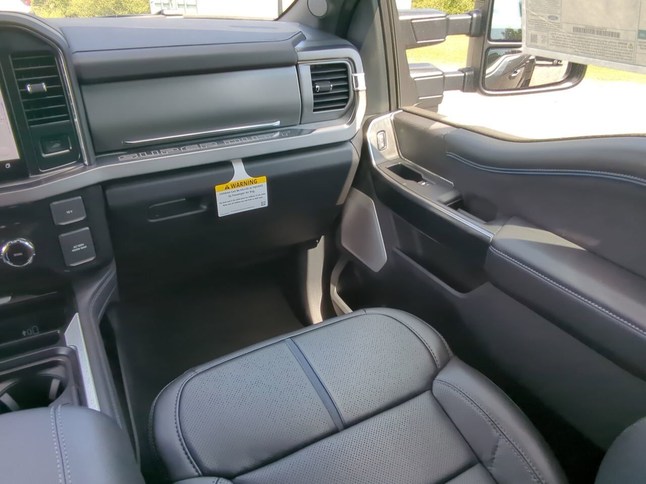 2025 Ford Super Duty F-450 DRW Platinum Winder GA