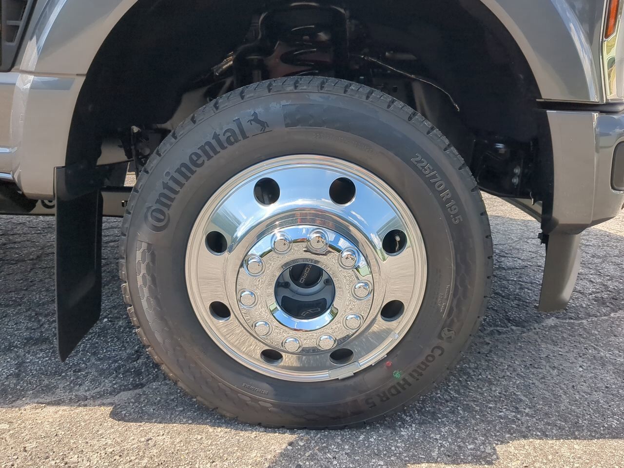 2025 Ford Super Duty F-450 DRW Platinum Winder GA
