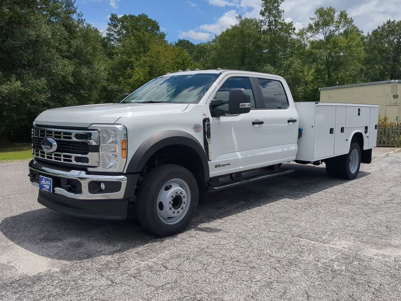 2025 Ford Super Duty F-450 DRW SERVICE BODY Winder GA