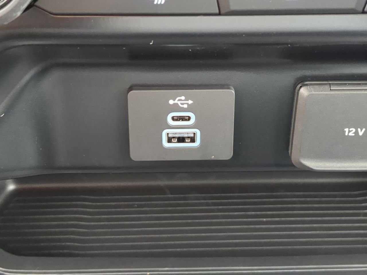 2025 Ford Super Duty F-450 DRW Service Body Winder GA