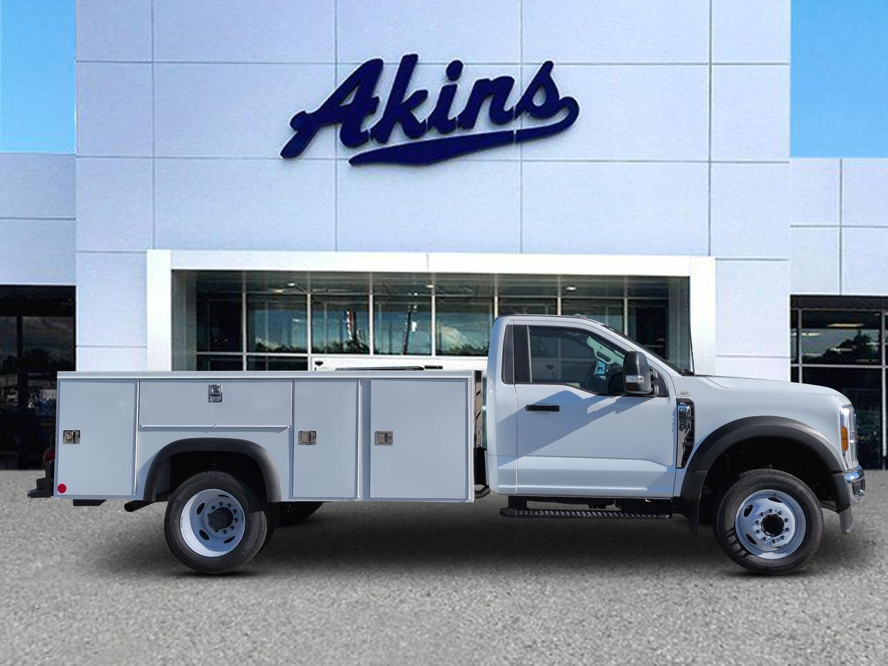2025 Ford Super Duty F-450 DRW