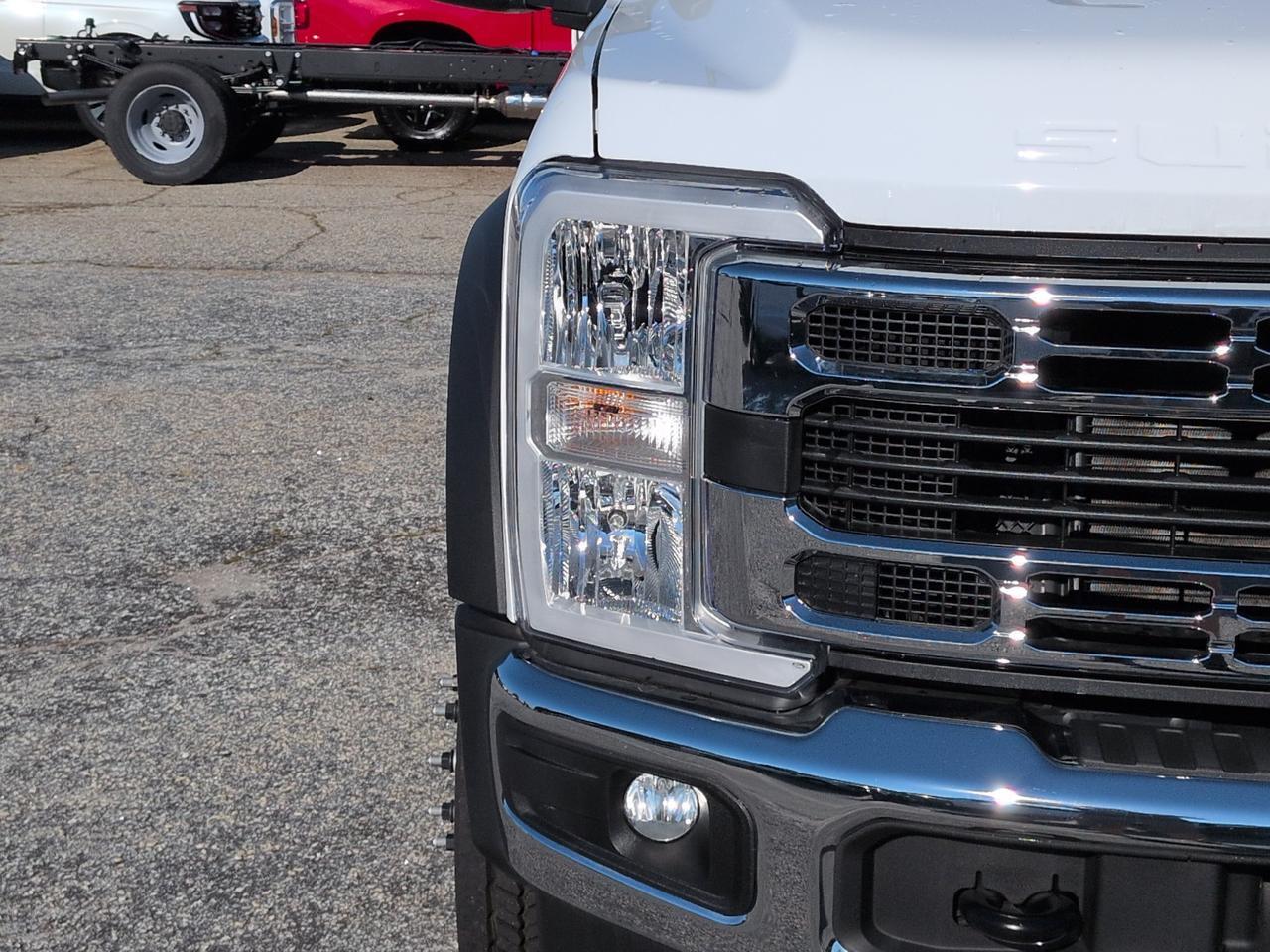 2025 Ford Super Duty F-450 DRW Service Body Winder GA