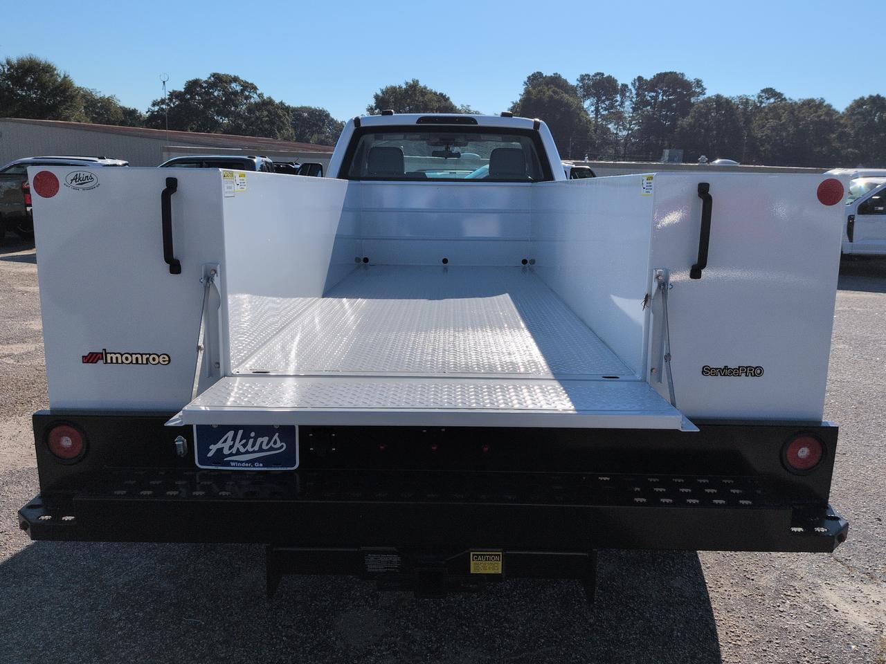 2025 Ford Super Duty F-450 DRW Service Body Winder GA