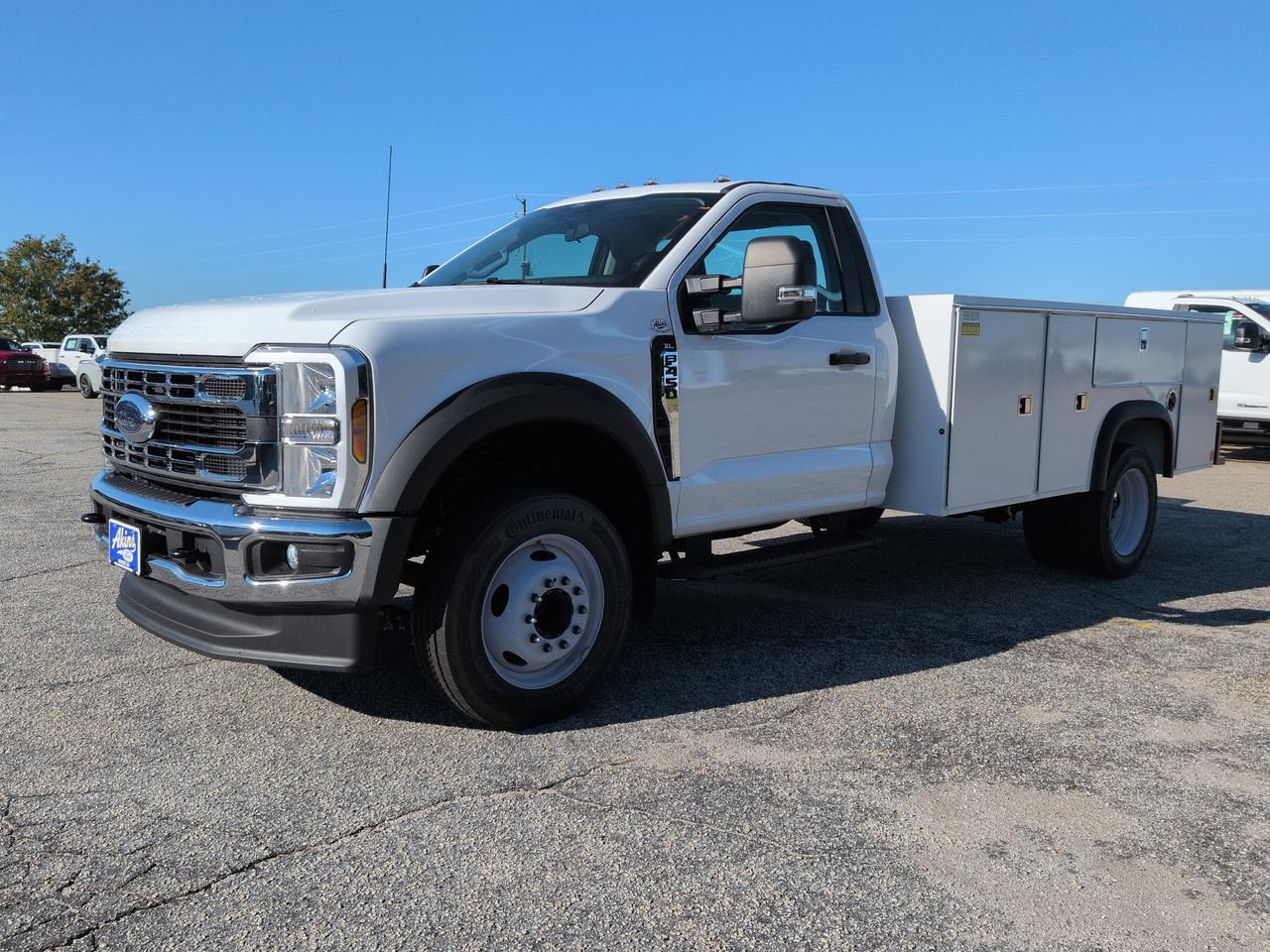 2025 Ford Super Duty F-450 DRW Service Body Winder GA