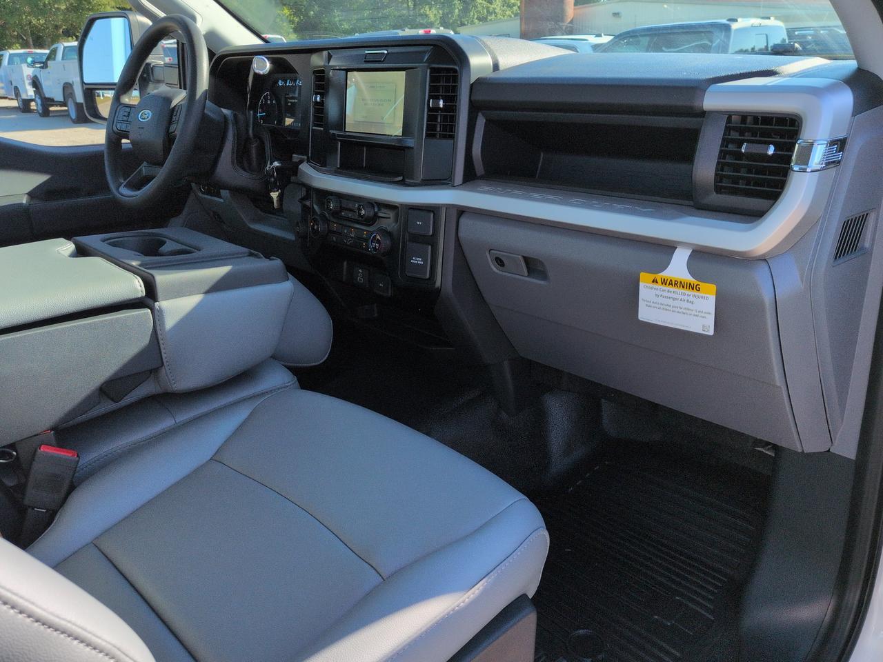 2025 Ford Super Duty F-450 DRW Service Body Winder GA